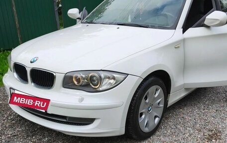 BMW 1 серия, 2011 год, 950 000 рублей, 3 фотография