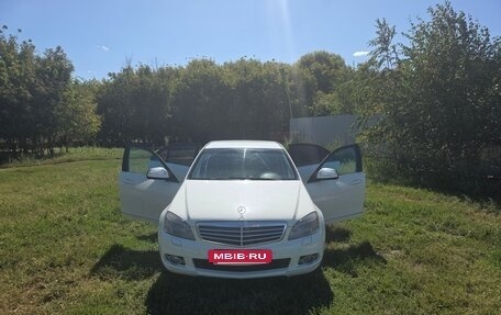 Mercedes-Benz C-Класс, 2007 год, 1 000 000 рублей, 2 фотография