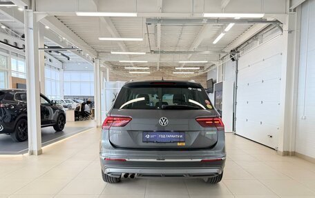 Volkswagen Tiguan II, 2017 год, 2 149 900 рублей, 6 фотография