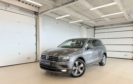 Volkswagen Tiguan II, 2017 год, 2 149 900 рублей, 2 фотография