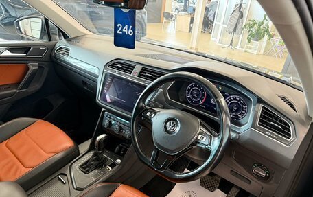 Volkswagen Tiguan II, 2017 год, 2 149 900 рублей, 12 фотография