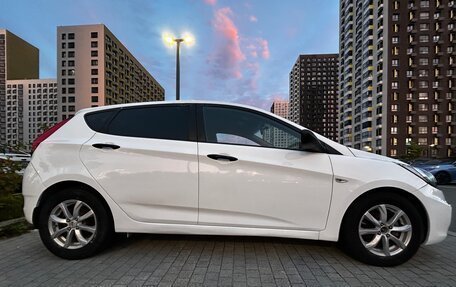 Hyundai Solaris II рестайлинг, 2012 год, 650 000 рублей, 5 фотография