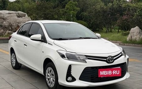 Toyota Vios III, 2022 год, 1 085 000 рублей, 3 фотография