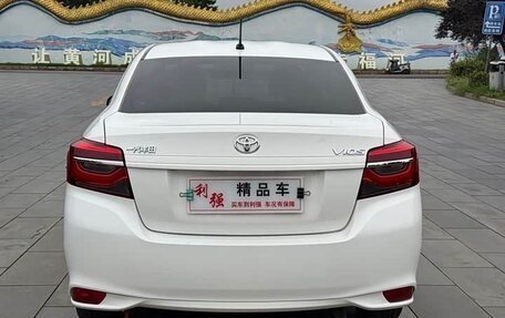 Toyota Vios III, 2022 год, 1 085 000 рублей, 10 фотография