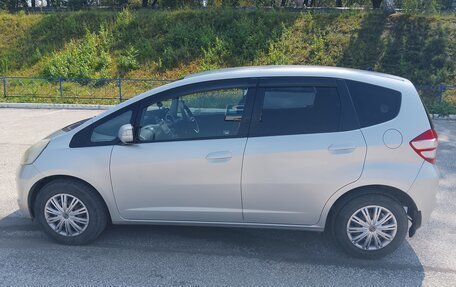 Honda Fit III, 2009 год, 545 000 рублей, 3 фотография
