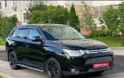 Mitsubishi Outlander III рестайлинг 3, 2014 год, 1 150 000 рублей, 1 фотография