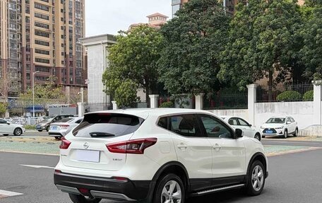 Nissan Qashqai, 2022 год, 1 580 000 рублей, 4 фотография