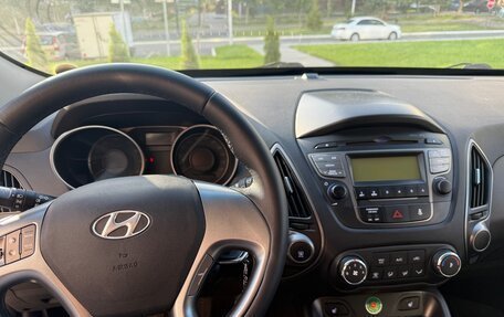 Hyundai ix35 I рестайлинг, 2014 год, 950 000 рублей, 19 фотография