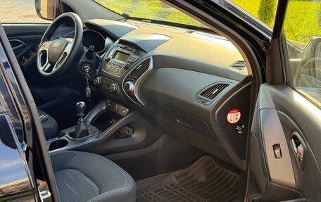 Hyundai ix35 I рестайлинг, 2014 год, 950 000 рублей, 28 фотография