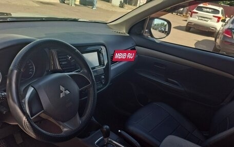 Mitsubishi Outlander III рестайлинг 3, 2014 год, 1 150 000 рублей, 9 фотография