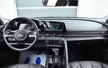 Hyundai Avante, 2023 год, 2 100 000 рублей, 7 фотография