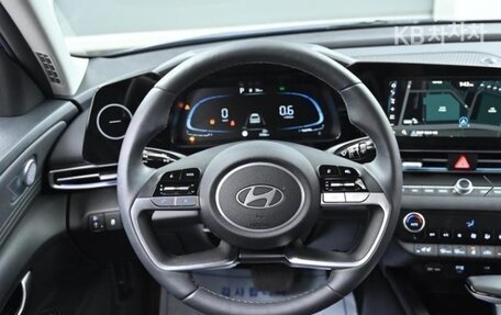 Hyundai Avante, 2023 год, 2 100 000 рублей, 9 фотография