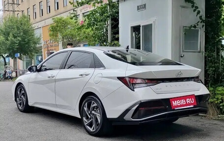 Hyundai Elantra, 2023 год, 1 500 000 рублей, 4 фотография