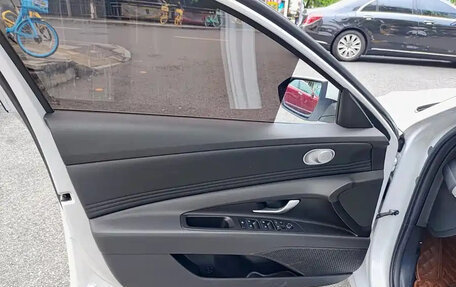 Hyundai Elantra, 2023 год, 1 500 000 рублей, 6 фотография