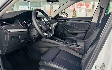 Skoda Octavia IV, 2023 год, 2 350 000 рублей, 8 фотография