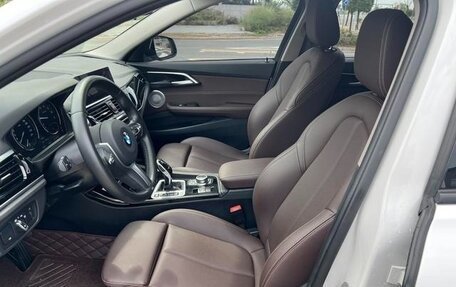 BMW 1 серия, 2022 год, 1 800 000 рублей, 8 фотография