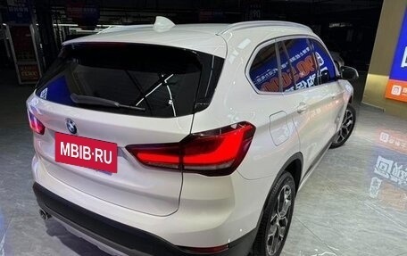 BMW X1, 2022 год, 2 300 000 рублей, 4 фотография
