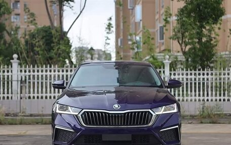Skoda Octavia IV, 2022 год, 1 730 000 рублей, 2 фотография