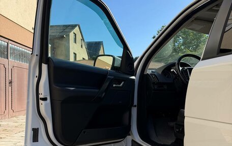 Land Rover Freelander II рестайлинг 2, 2014 год, 2 250 000 рублей, 17 фотография