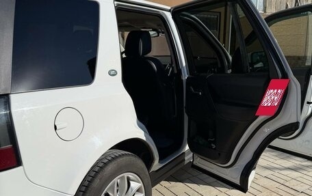 Land Rover Freelander II рестайлинг 2, 2014 год, 2 250 000 рублей, 18 фотография