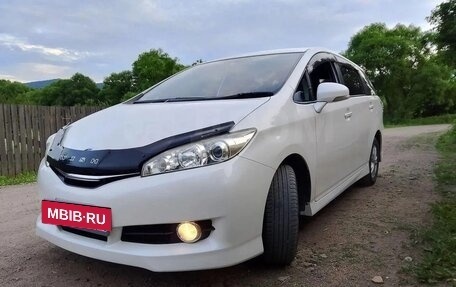 Toyota Wish II, 2011 год, 1 400 000 рублей, 2 фотография