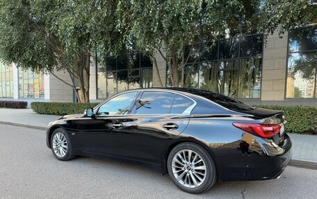 Infiniti Q50 I рестайлинг, 2018 год, 3 000 000 рублей, 2 фотография