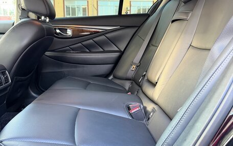 Infiniti Q50 I рестайлинг, 2018 год, 3 000 000 рублей, 6 фотография