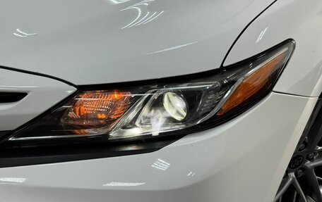 Toyota Camry, 2018 год, 1 950 000 рублей, 2 фотография