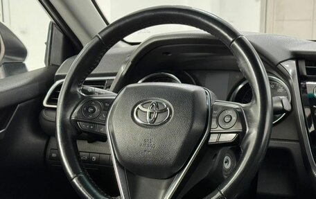 Toyota Camry, 2018 год, 1 950 000 рублей, 12 фотография