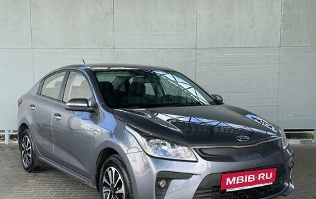KIA Rio IV, 2018 год, 1 050 000 рублей, 3 фотография