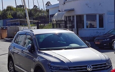 Volkswagen Tiguan II, 2019 год, 2 790 000 рублей, 2 фотография