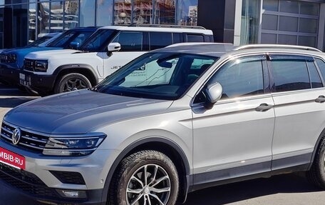Volkswagen Tiguan II, 2019 год, 2 790 000 рублей, 6 фотография