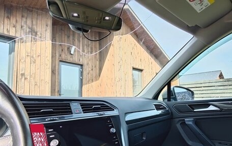 Volkswagen Tiguan II, 2019 год, 2 790 000 рублей, 12 фотография