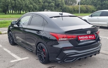 Hyundai Solaris II рестайлинг, 2018 год, 1 550 000 рублей, 4 фотография