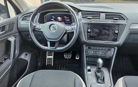 Volkswagen Tiguan II, 2019 год, 2 598 000 рублей, 7 фотография