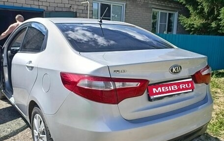 KIA Rio III рестайлинг, 2013 год, 850 000 рублей, 4 фотография
