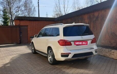 Mercedes-Benz GL-Класс, 2015 год, 3 590 000 рублей, 2 фотография
