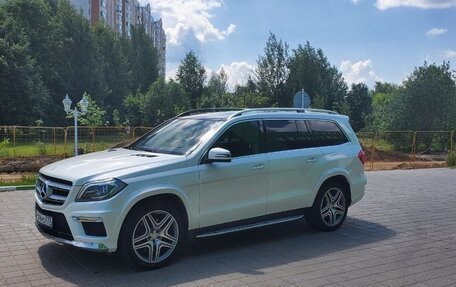 Mercedes-Benz GL-Класс, 2015 год, 3 590 000 рублей, 5 фотография