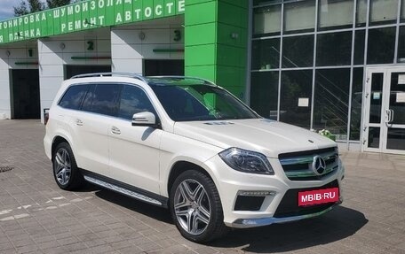 Mercedes-Benz GL-Класс, 2015 год, 3 590 000 рублей, 3 фотография