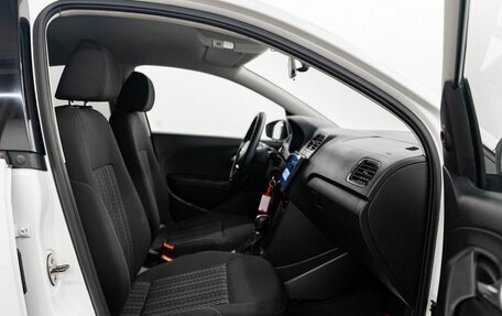 Volkswagen Polo VI (EU Market), 2016 год, 1 050 000 рублей, 7 фотография