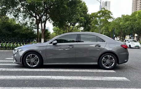 Mercedes-Benz A-Класс, 2022 год, 1 709 555 рублей, 4 фотография