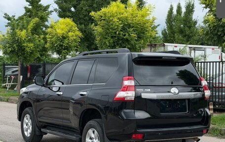 Toyota Land Cruiser Prado 150 рестайлинг 2, 2015 год, 3 590 000 рублей, 4 фотография