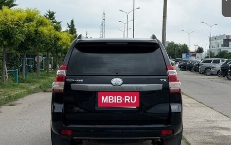 Toyota Land Cruiser Prado 150 рестайлинг 2, 2015 год, 3 590 000 рублей, 5 фотография