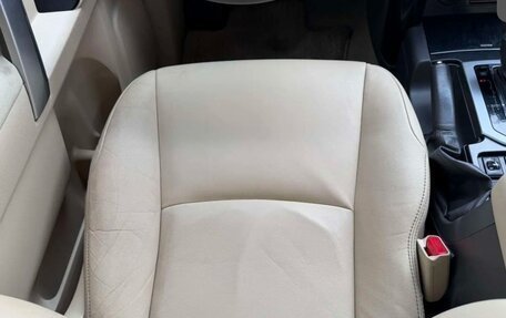 Toyota Land Cruiser Prado 150 рестайлинг 2, 2015 год, 3 590 000 рублей, 12 фотография