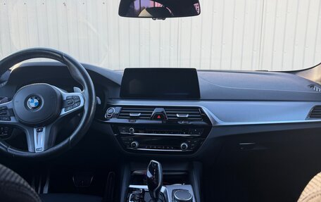BMW 5 серия, 2019 год, 3 200 000 рублей, 9 фотография