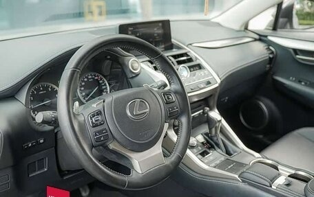 Lexus NX I, 2020 год, 2 260 000 рублей, 6 фотография
