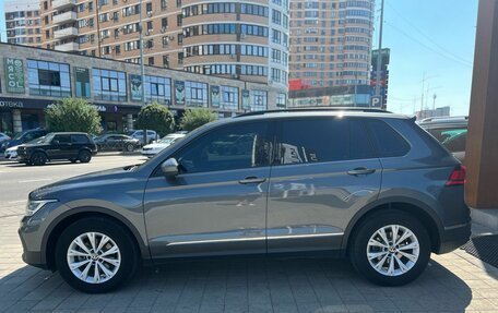 Volkswagen Tiguan II, 2021 год, 2 420 000 рублей, 8 фотография