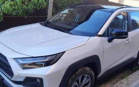 Toyota RAV4, 2023 год, 4 100 000 рублей, 2 фотография