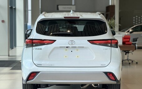 Toyota Highlander, 2025 год, 5 100 000 рублей, 6 фотография