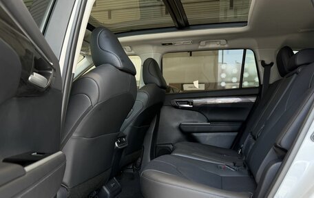 Toyota Highlander, 2025 год, 5 100 000 рублей, 23 фотография
